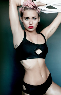 Miley Cyrus pic #631880