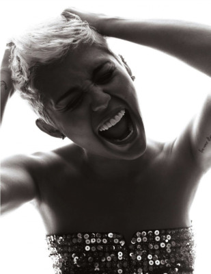 Miley Cyrus pic #631885