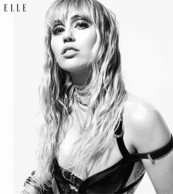 Miley Cyrus pic #1196971