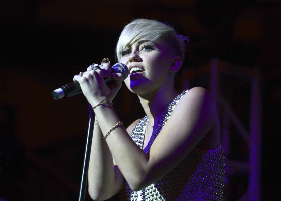Miley Cyrus pic #571382
