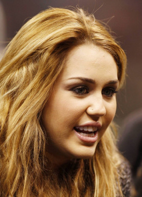 Miley Cyrus pic #422918