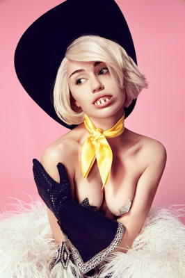 Miley Cyrus pic #702724