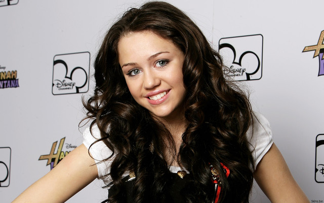 Miley Cyrus pic #125208