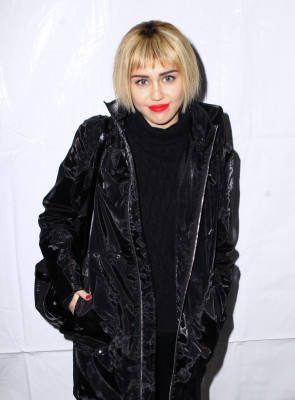 Miley Cyrus pic #684528