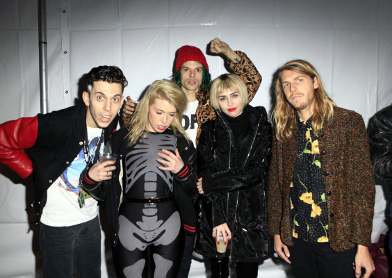 Miley Cyrus pic #684529
