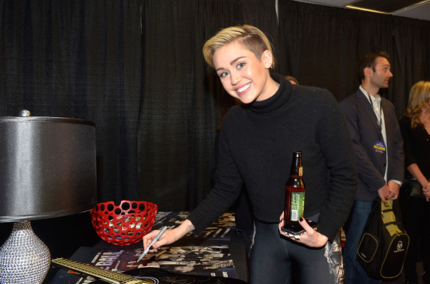 Miley Cyrus pic #687202