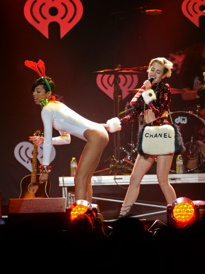 Miley Cyrus pic #684791