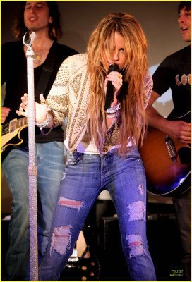 Miley Cyrus pic #187964