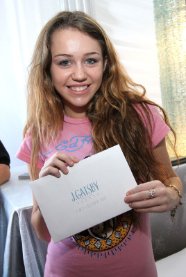 Miley Cyrus pic #149789