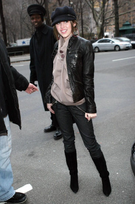 Miley Cyrus pic #153593