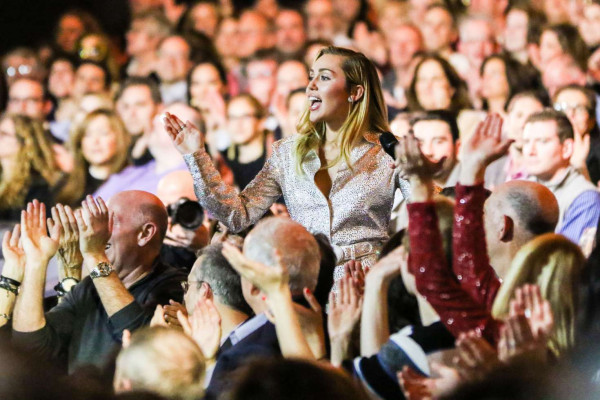 Miley Cyrus – ‘Elton John – I’m Still Standing – A Grammy Salute’ Concert 