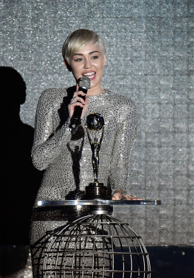 Miley Cyrus pic #735301