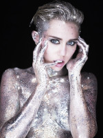 Miley Cyrus pic #679895