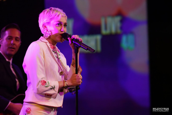 Miley Cyrus pic #793069