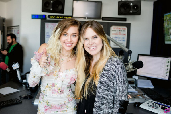 Miley Cyrus – Visiting 104.3 MYfm Studios in Los Angeles 4/15/2017