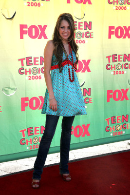 Miley Cyrus pic #241388