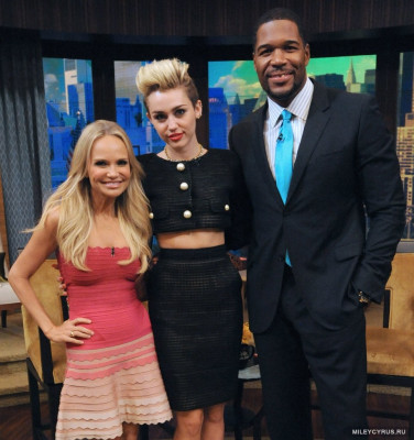 Miley Cyrus pic #653738
