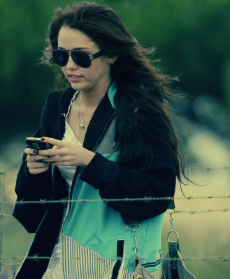 Miley Cyrus pic #592096