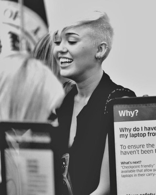Miley Cyrus pic #592104