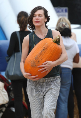 Milla Jovovich pic #571769