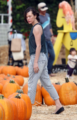 Milla Jovovich pic #571777
