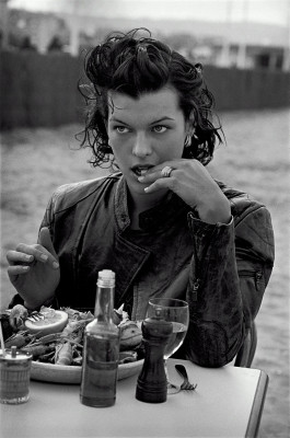 photo 7 in Milla Jovovich gallery [id33707] -0001-11-30 00:00:00