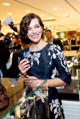 Milla Jovovich pic #597823