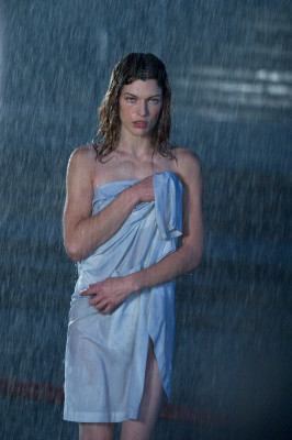 Milla Jovovich pic #15972
