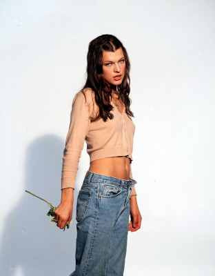 Milla Jovovich pic #338342