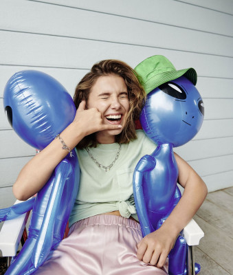 Millie Bobby Brown – Pandora Me Collection Summer 2020