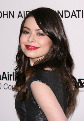 photo 9 in Miranda Cosgrove gallery [id367170] 2011-03-03 00:00:00