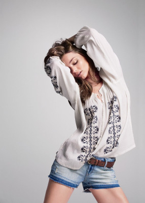 photo 22 in Miranda Kerr gallery [id631004] 2013-05-04 00:00:00