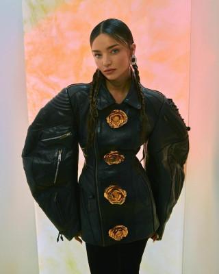 Miranda Kerr by Greg Swales for Harper&#039;s Bazaar Greece (November 2021)