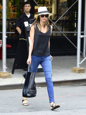 photo 19 in Miranda Kerr gallery [id530181] 2012-07-03 00:00:00