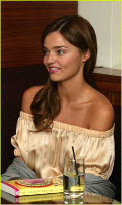 Miranda Kerr pic #197435