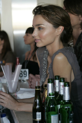 photo 25 in Miranda Kerr gallery [id424822] 2011-10-03 00:00:00