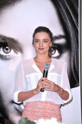 photo 14 in Miranda Kerr gallery [id468701] 2012-02-21 00:00:00