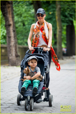 photo 13 in Miranda Kerr gallery [id655120] 2013-08-06 00:00:00