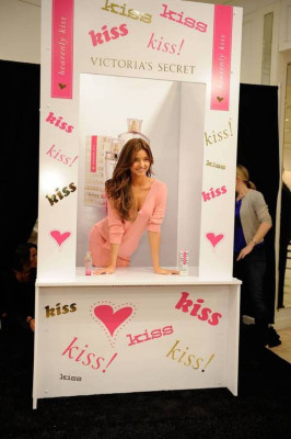 Miranda Kerr pic #140026
