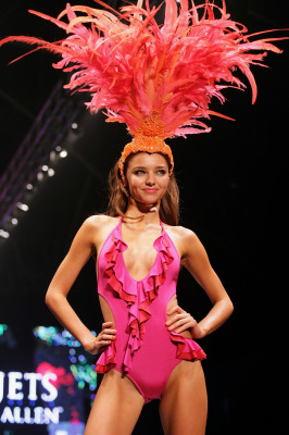 photo 5 in Miranda Kerr gallery [id276220] 2010-06-30 00:00:00