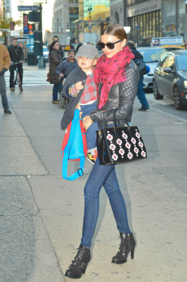 photo 18 in Miranda Kerr gallery [id587555] 2012-12-05 00:00:00