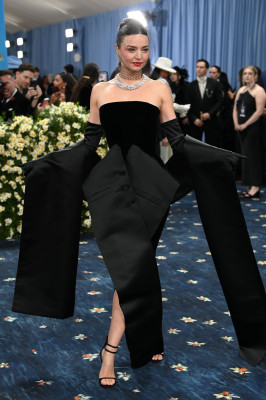 Miranda Kerr at Met Gala 2025