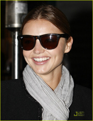 photo 25 in Miranda Kerr gallery [id267861] 2010-05-31 00:00:00