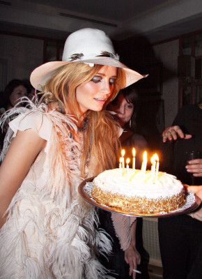 photo 20 in Mischa Barton gallery [id131720] 2009-01-28 00:00:00