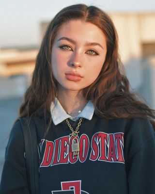 Mishka Silva pic #1293762