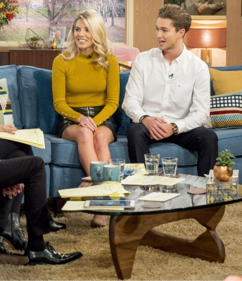 photo 4 in Mollie King gallery [id1017265] 2017-12-02 00:00:00