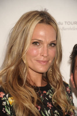 photo 13 in Molly Sims gallery [id653418] 2013-08-01 00:00:00