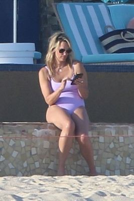 photo 5 in Molly Sims gallery [id1293927] 2021-04-12 00:00:00