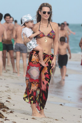 Molly Sims pic #690086