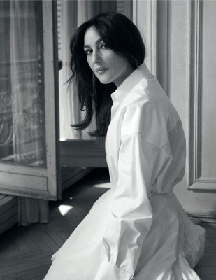 Monica Bellucci – ELLE Magazine Italia April 2019 Issue